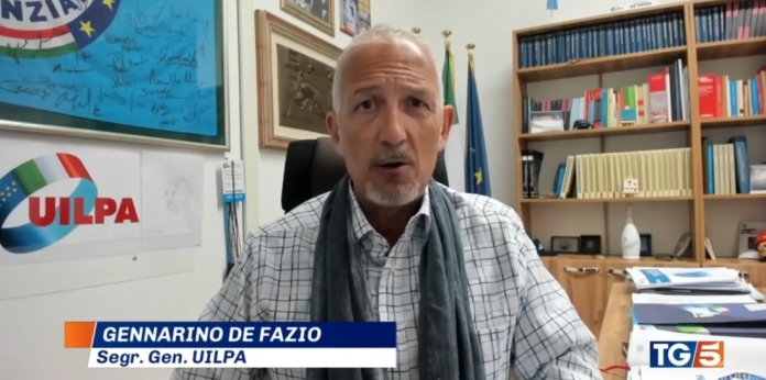 TG5 - Trapani: detenuti denudati derisi e picchiati - inchiesta partita dal 2021